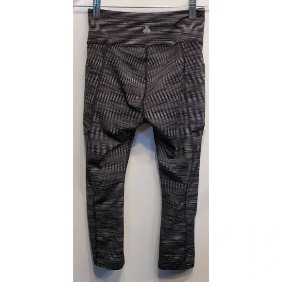 TEK Gear Women's Yoga / Workout pants Size Small - Picture 6 of 6